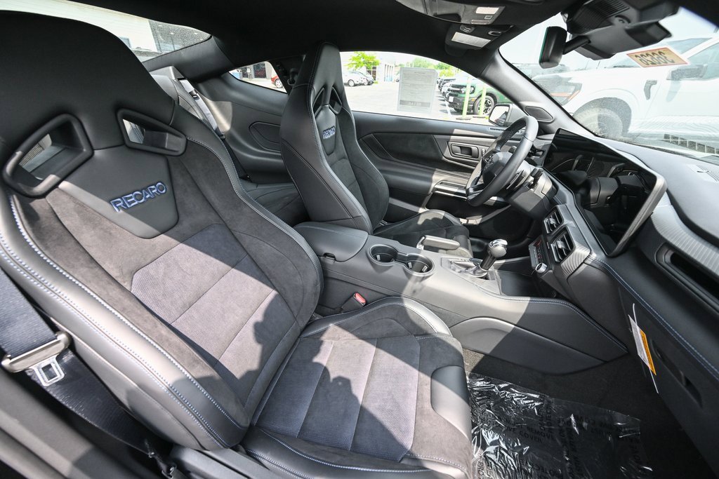 New 2025 Ford Mustang Dark Horse image 21