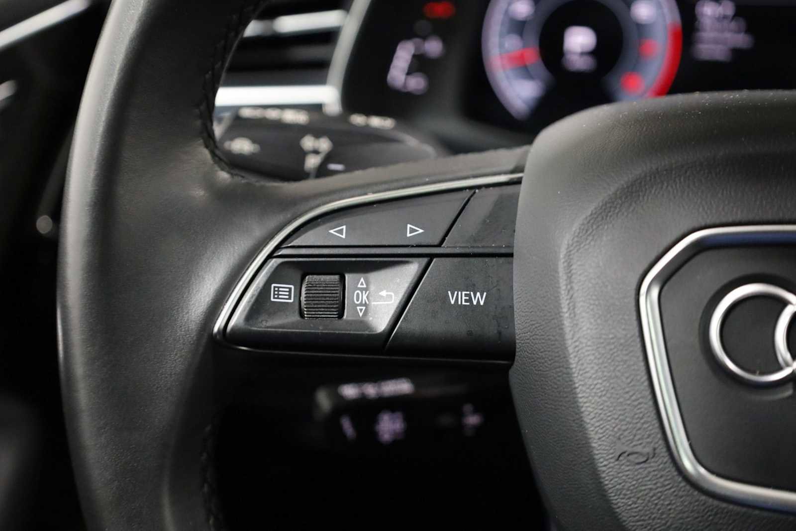 Used 2022 Audi Q7 Premium Plus image 25