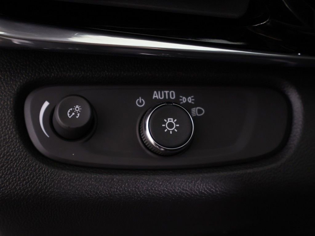 Used 2024 Buick Envista Avenir FWD image 42
