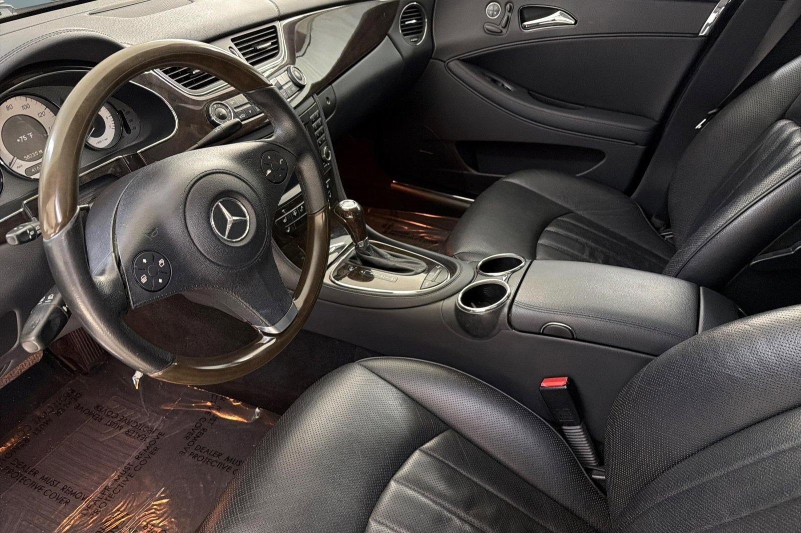 Used 2009 Mercedes-Benz CLS 550 image 4