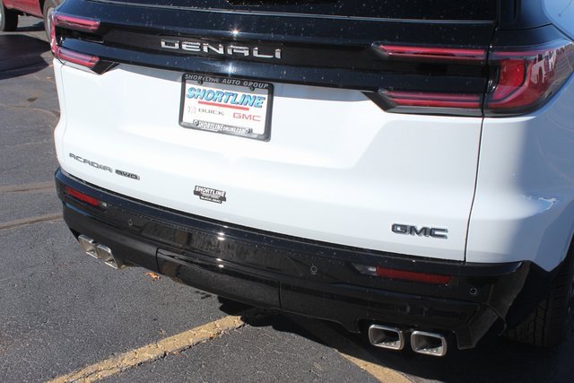 New 2026 GMC Acadia Denali Ultimate w/ LPO, Floor Liner Package image 17