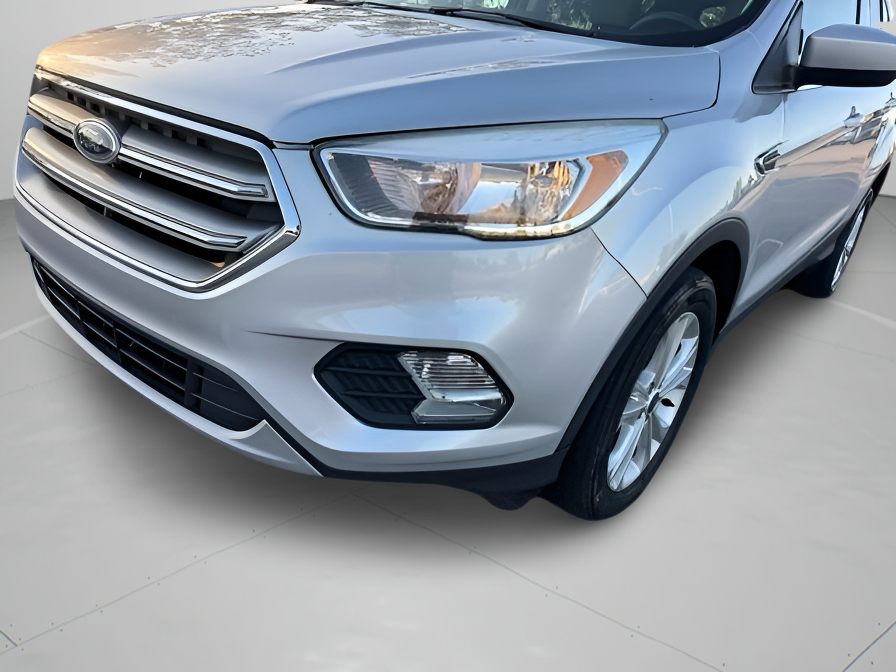 Used 2017 Ford Escape SE w/ SE Cold Weather Package AWD/4WD image 30