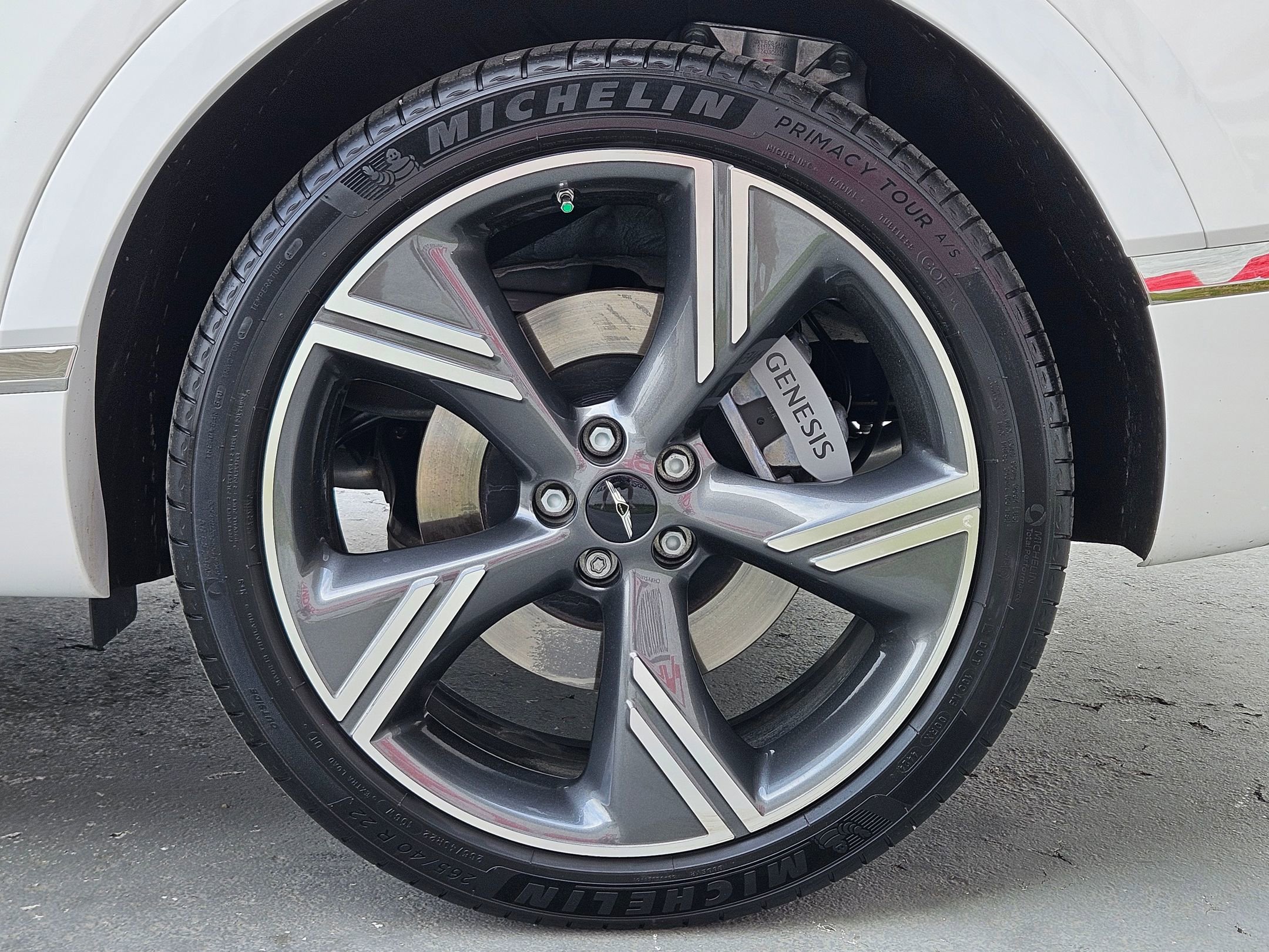 Used 2025 Genesis GV80 3.5T Prestige image 28