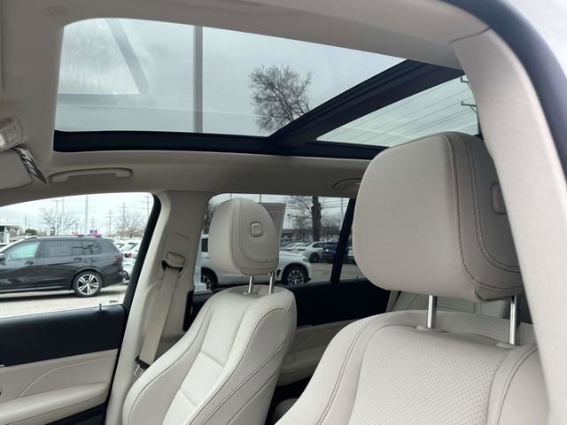 Used 2023 Mercedes-Benz GLS 450 4MATIC image 25