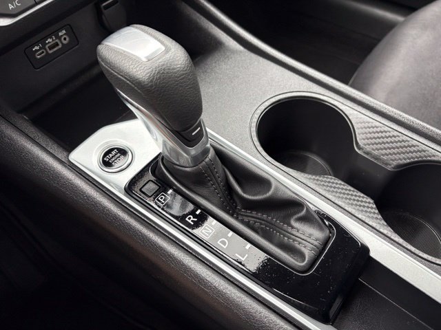 Used 2025 Nissan Altima 2.5 SV FWD image 23