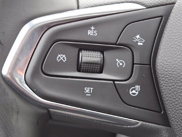 New 2026 Chevrolet Trax ACTIV w/ Sunroof Package FWD image 31