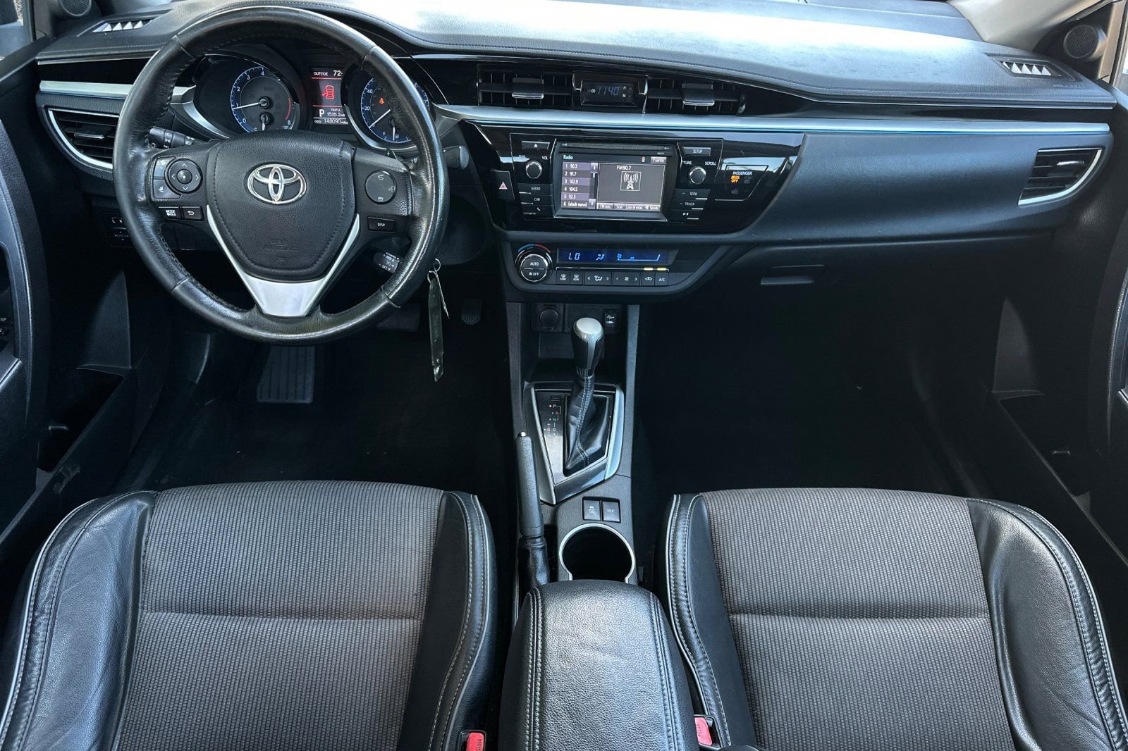 Used 2016 Toyota Corolla S FWD image 13