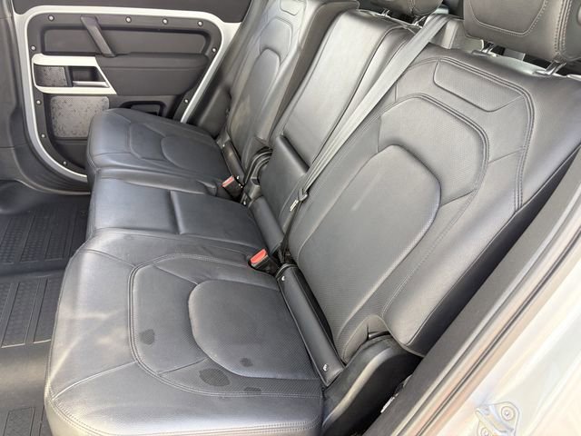 Used 2023 Land Rover Defender 110 SE image 26