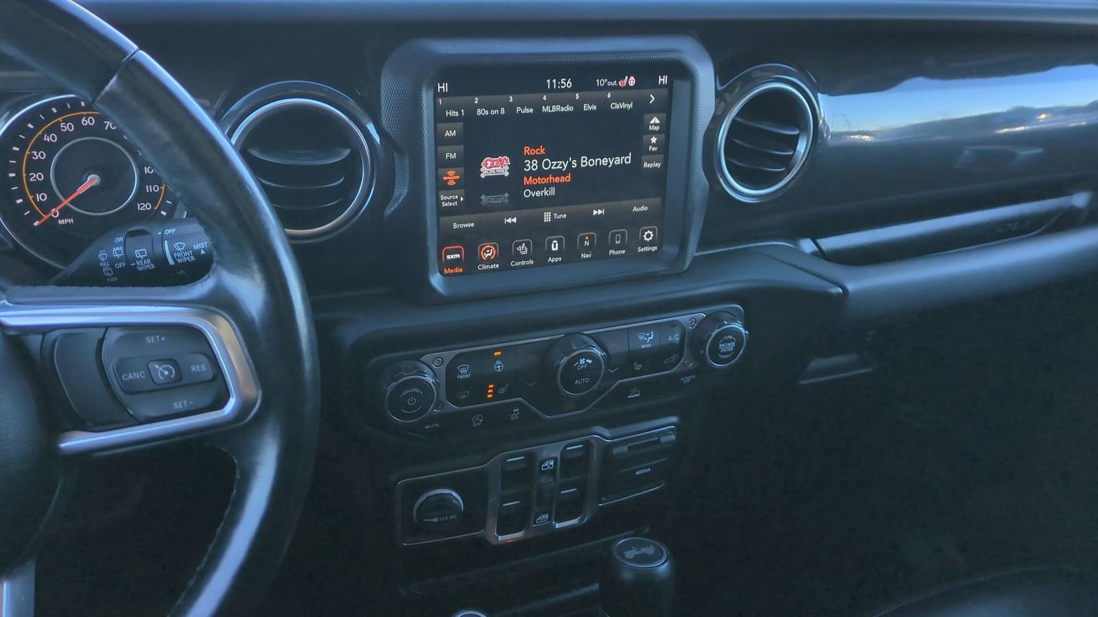 Used 2021 Jeep Wrangler Unlimited Sahara image 28