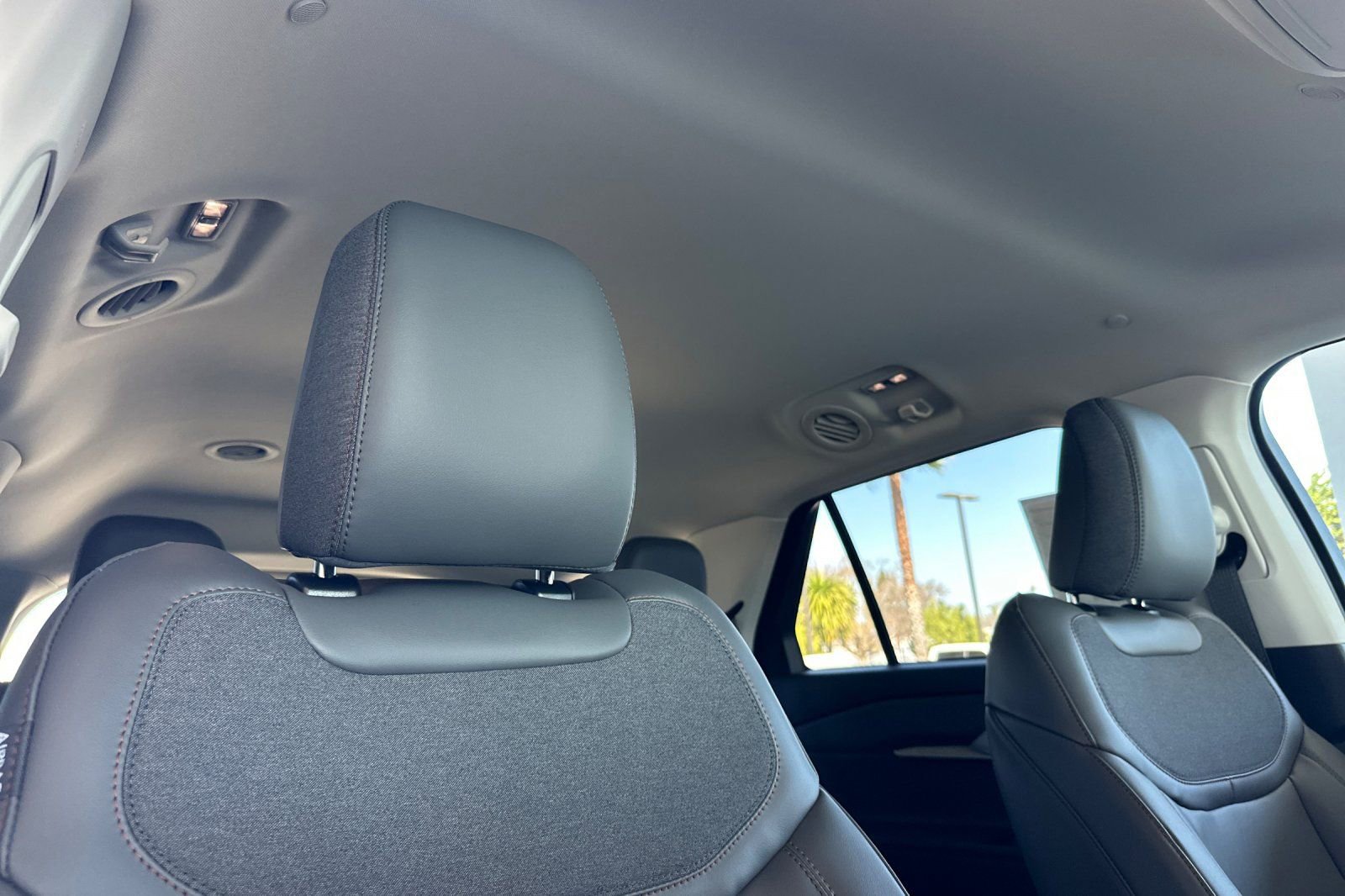 New 2026 Ford Explorer Active w/ Active Comfort Package image 17