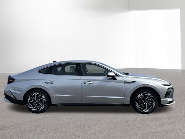 New 2026 Hyundai Sonata SEL FWD image 33