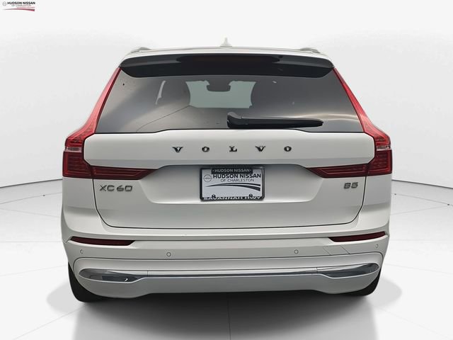 Used 2023 Volvo XC60 B5 Plus image 8