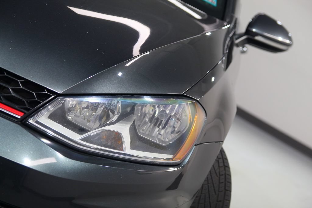 Used 2016 Volkswagen GTI 4-Door FWD image 9