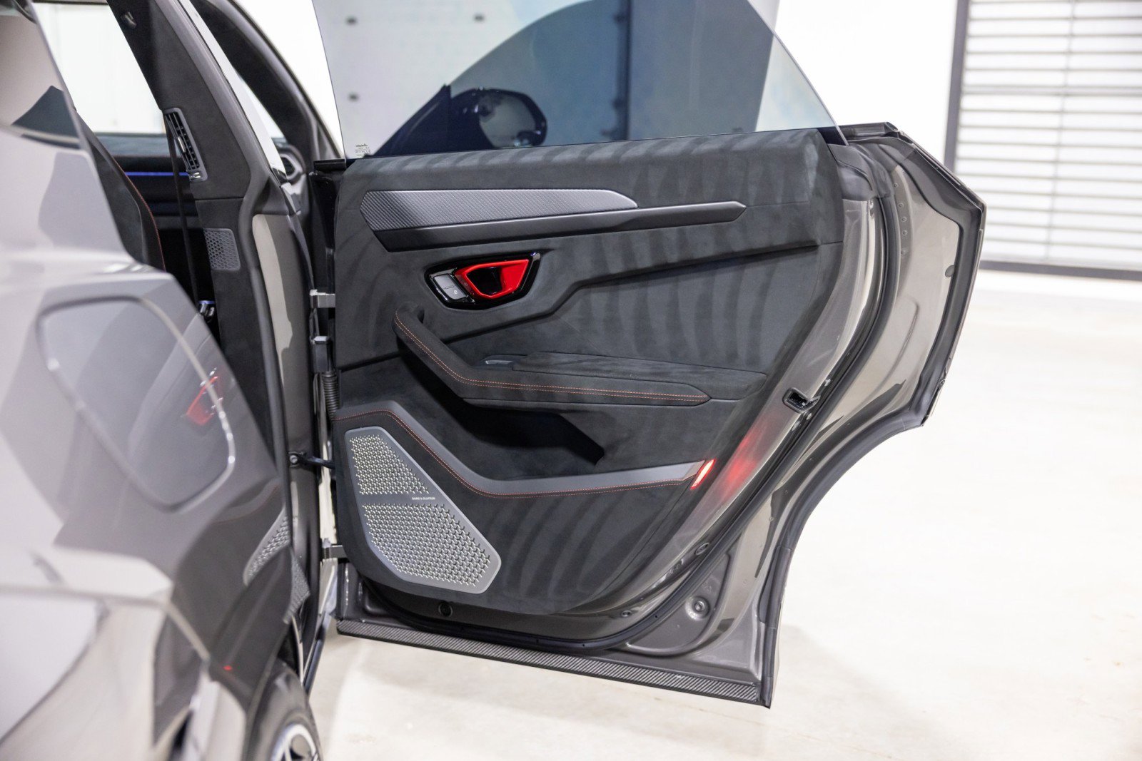 Used 2023 Lamborghini Urus Performante image 31