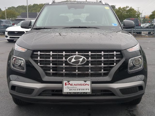 Used 2026 Hyundai Venue SEL FWD image 8