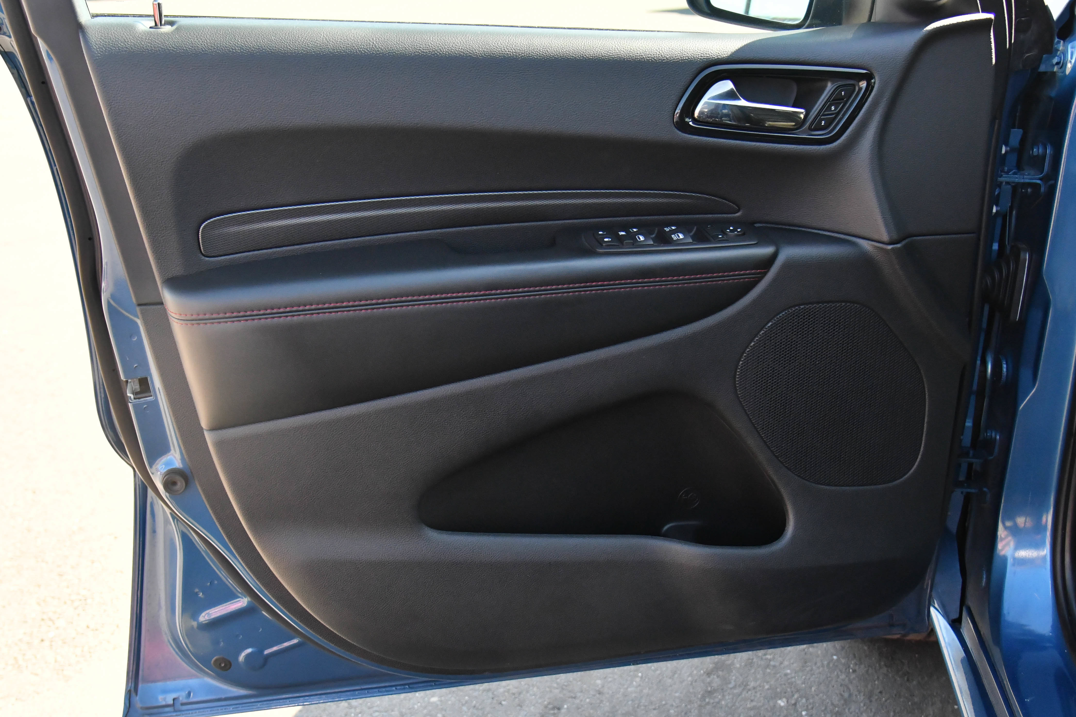 Used 2025 Dodge Durango GT AWD/4WD image 14
