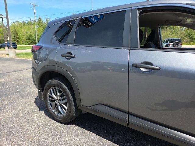 Used 2021 Nissan Rogue S AWD/4WD image 28