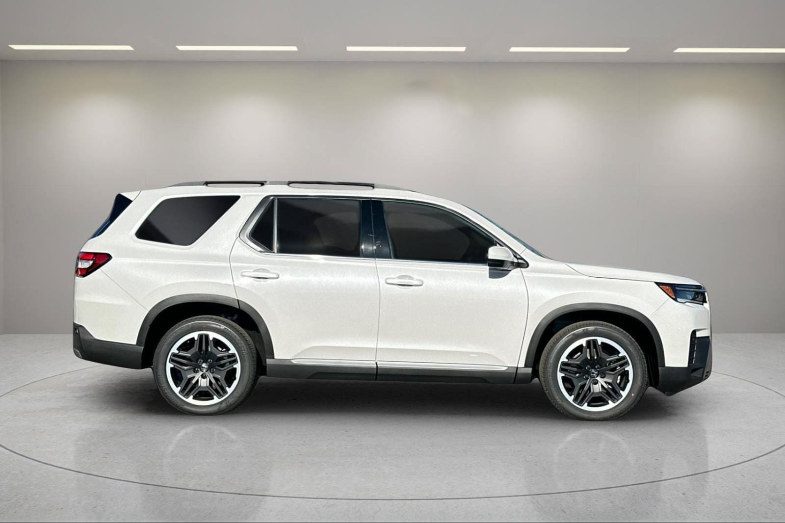 New 2026 Honda Pilot Touring image 6