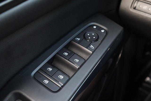 Certified 2025 Nissan Pathfinder SV AWD/4WD image 19