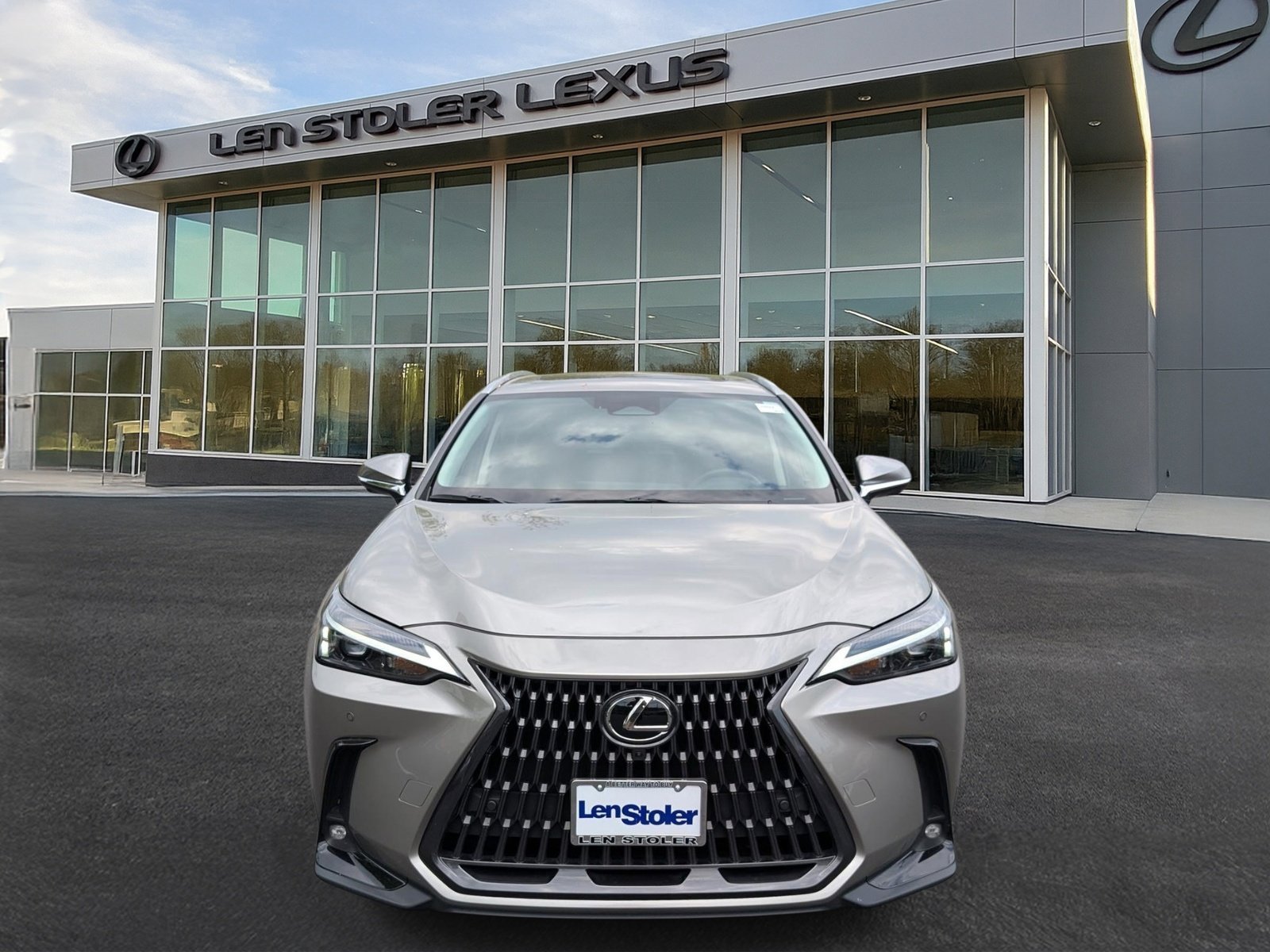 Used 2025 Lexus NX 350 AWD w/ Accessory Package (2T) image 8