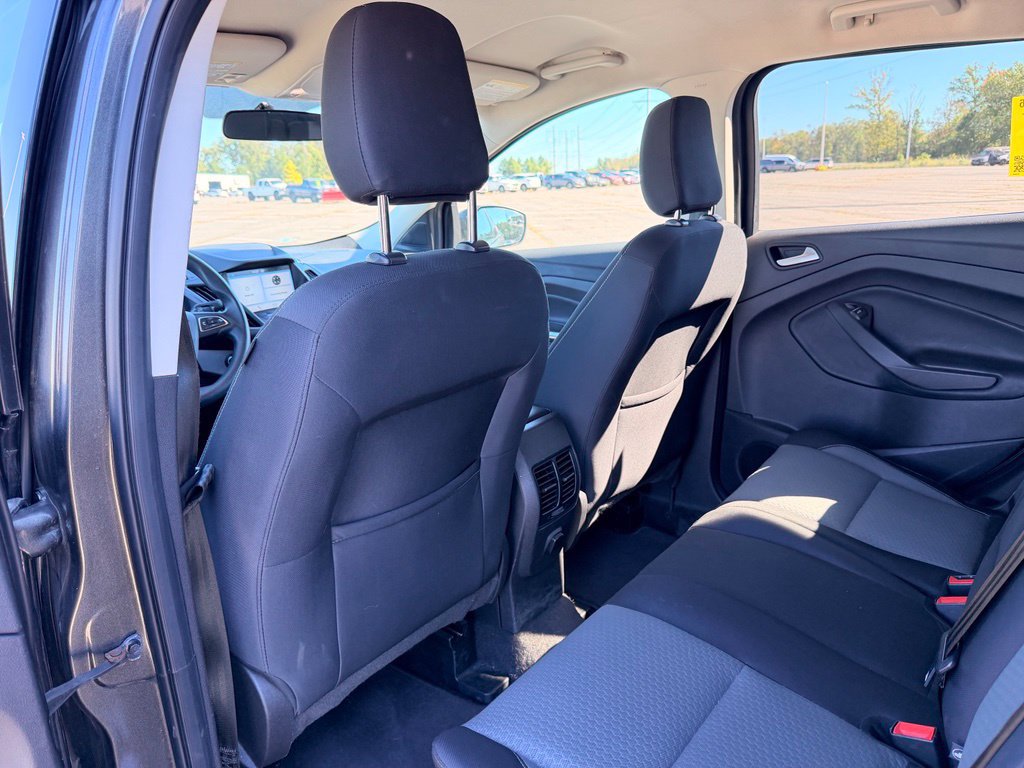 Used 2019 Ford Escape SE AWD/4WD image 16