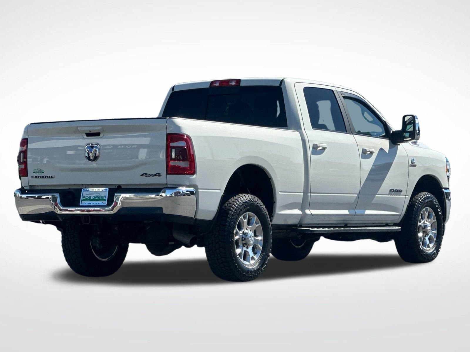 Used 2024 RAM 2500 Laramie AWD/4WD image 3