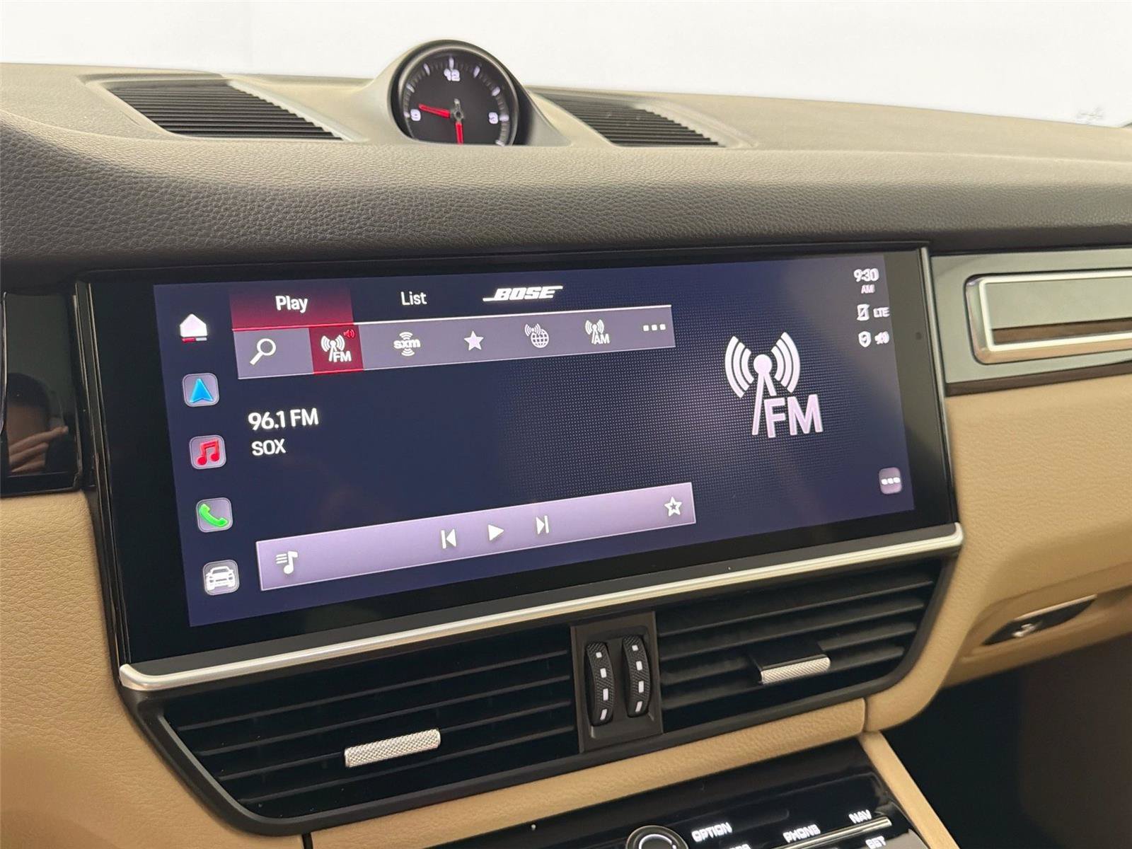 Certified 2022 Porsche Cayenne Platinum Edition AWD/4WD image 21