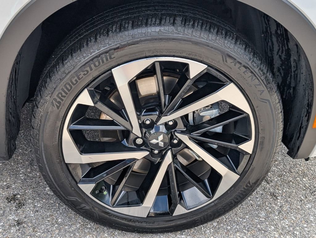 Used 2022 Mitsubishi Outlander SEL image 20