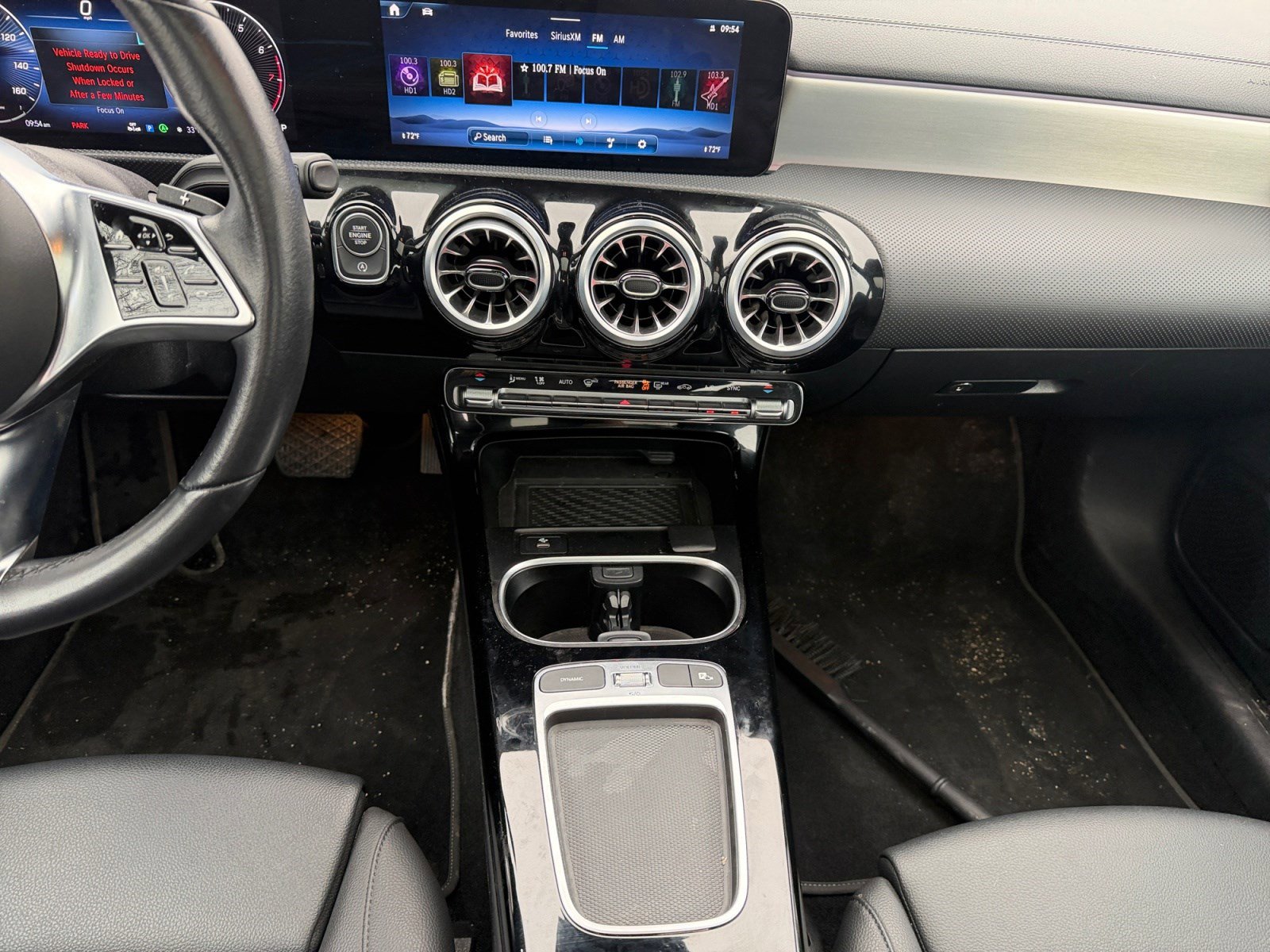 Used 2025 Mercedes-Benz CLA 250 4MATIC image 13