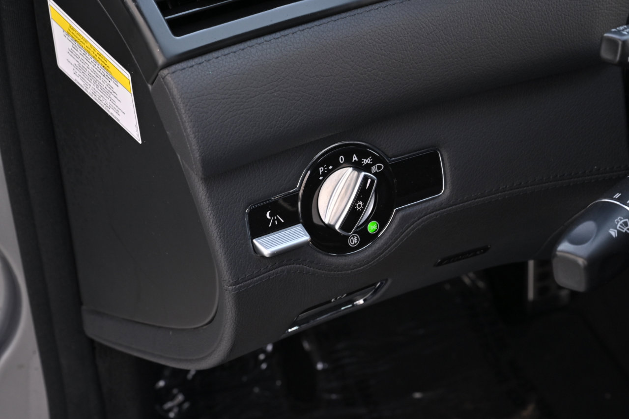 Used 2011 Mercedes-Benz CL 63 AMG CL 63 AMG RWD image 31