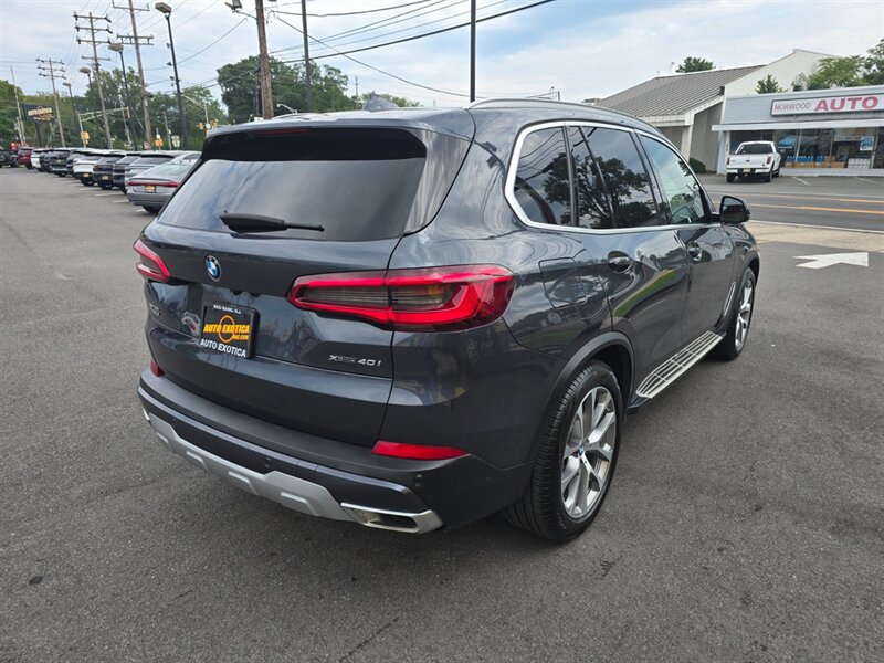 Used 2019 BMW X5 xDrive40i w/ Executive Package AWD/4WD image 3