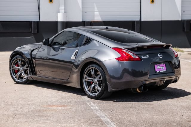 Used 2010 Nissan 370Z Touring w/ Sport Pkg RWD image 42