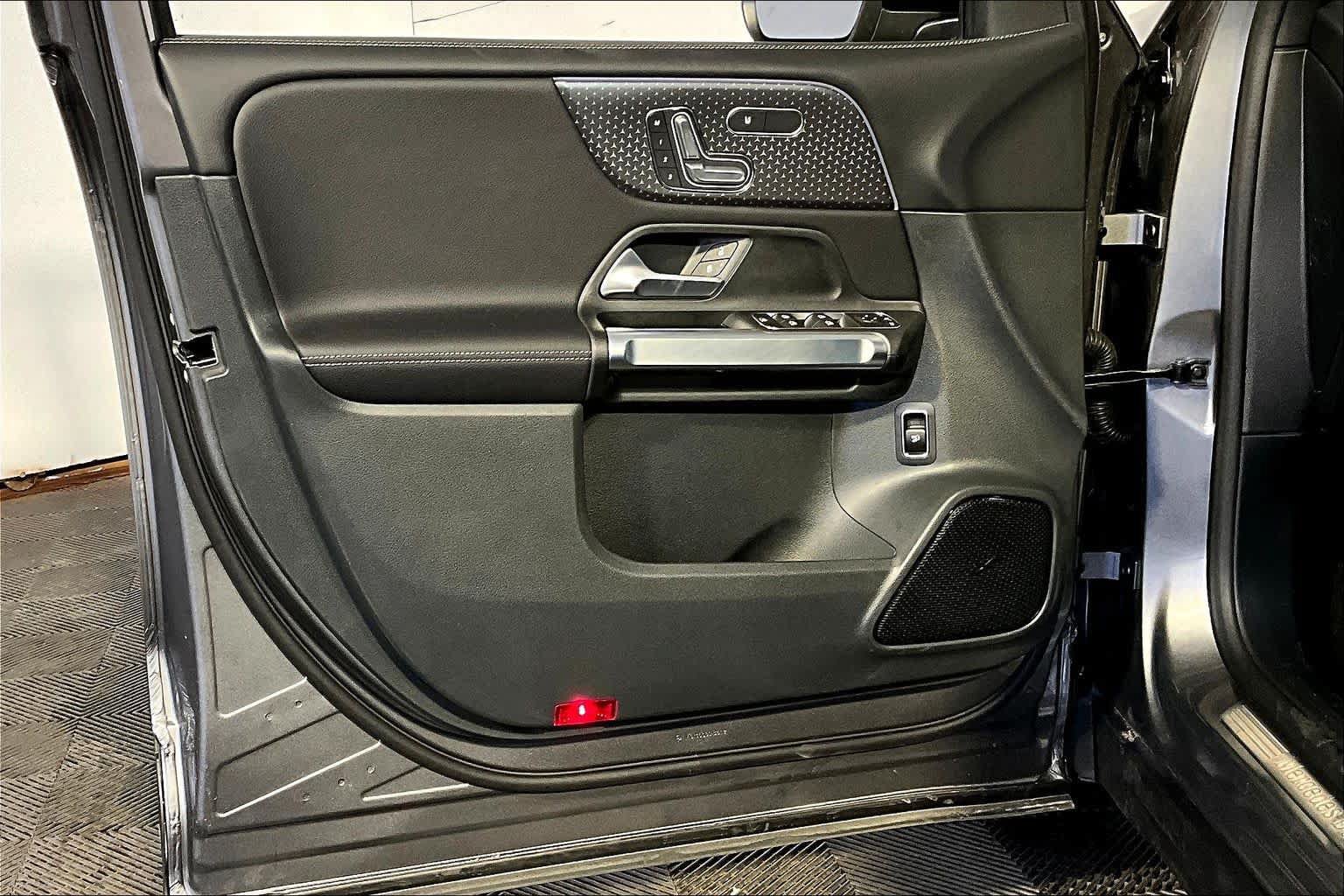 New 2026 Mercedes-Benz GLB 250 4MATIC image 11