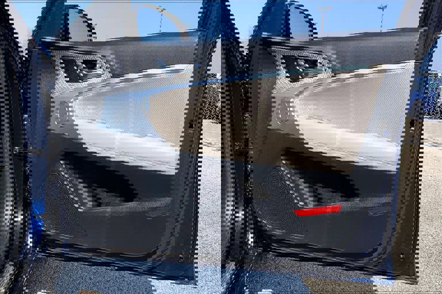 Used 2023 Genesis G70 2.0T w/ Sport Prestige Package image 23