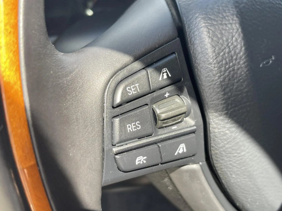 Used 2014 BMW 760Li RWD image 28
