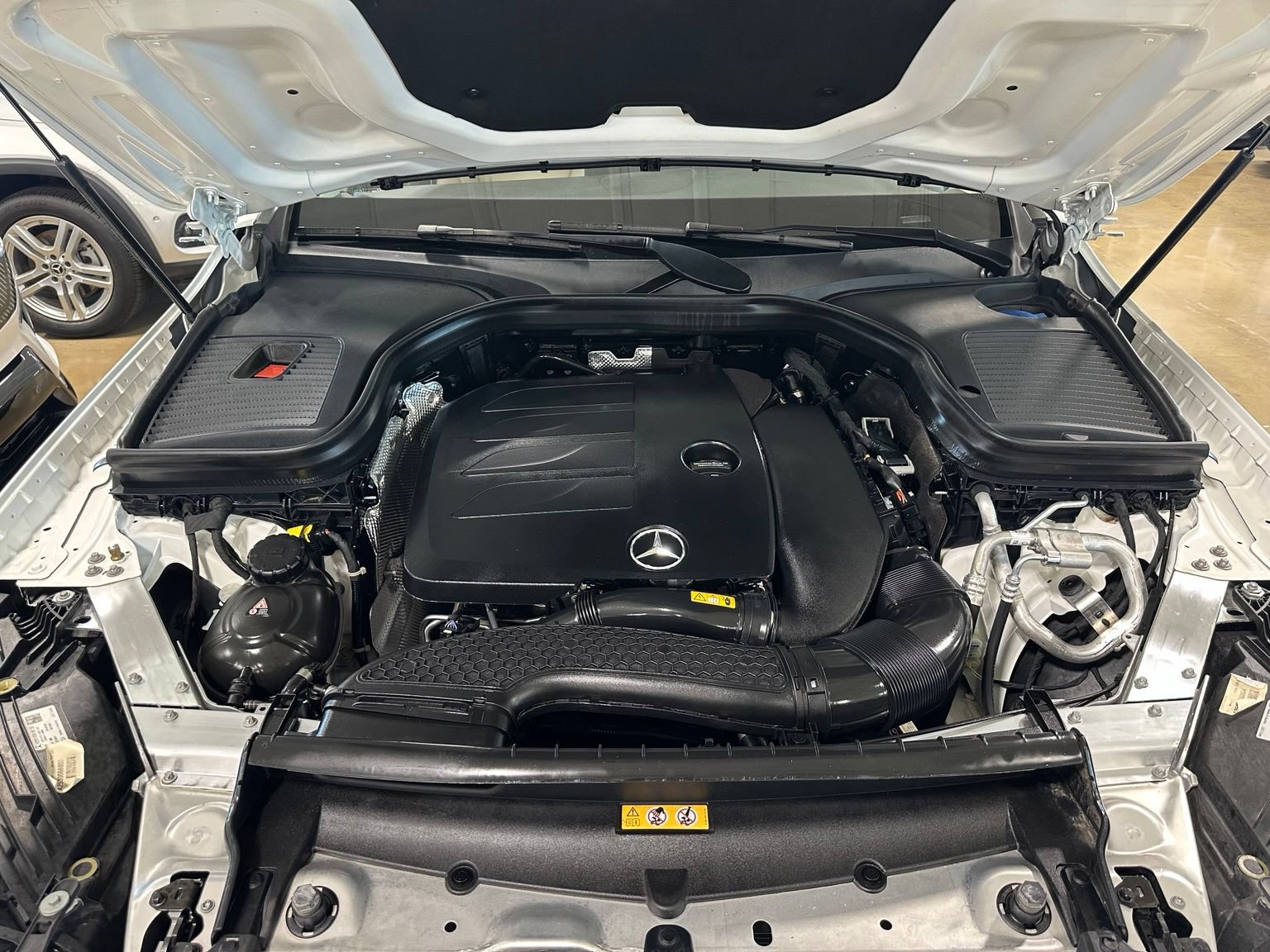 Used 2022 Mercedes-Benz GLC 300 image 42