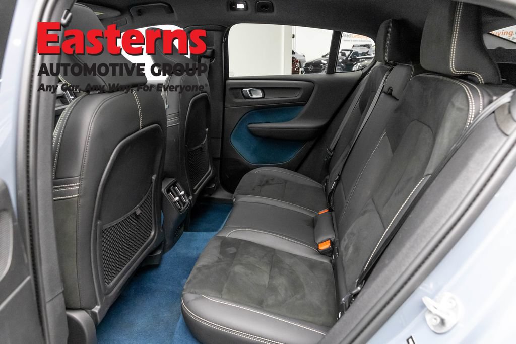 Used 2023 Volvo C40 P8 Recharge Ultimate AWD/4WD image 21