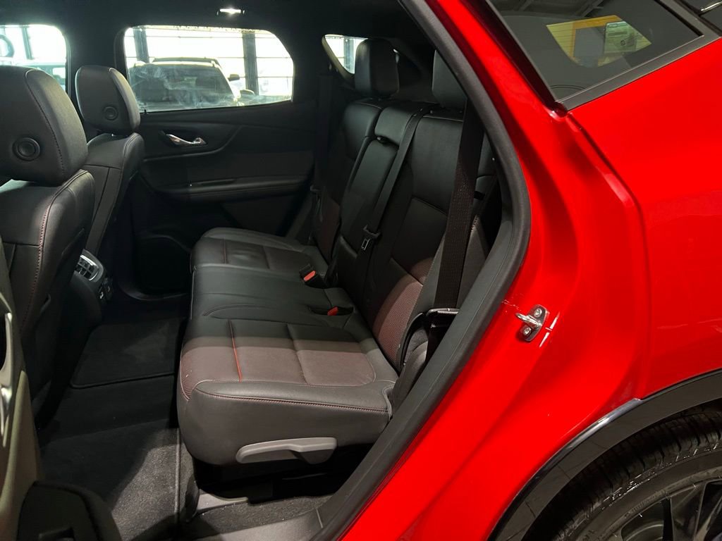 Used 2022 Chevrolet Blazer RS w/ LPO, Exterior Decal Package image 22