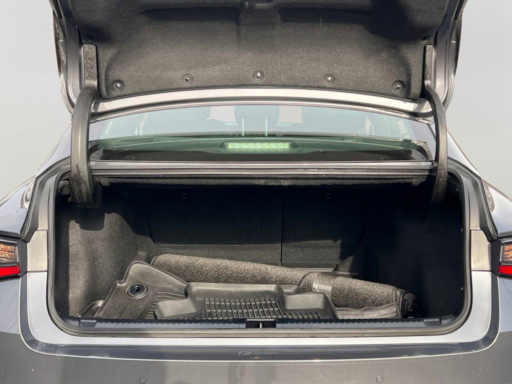 Used 2023 Lexus IS 350 F Sport image 9