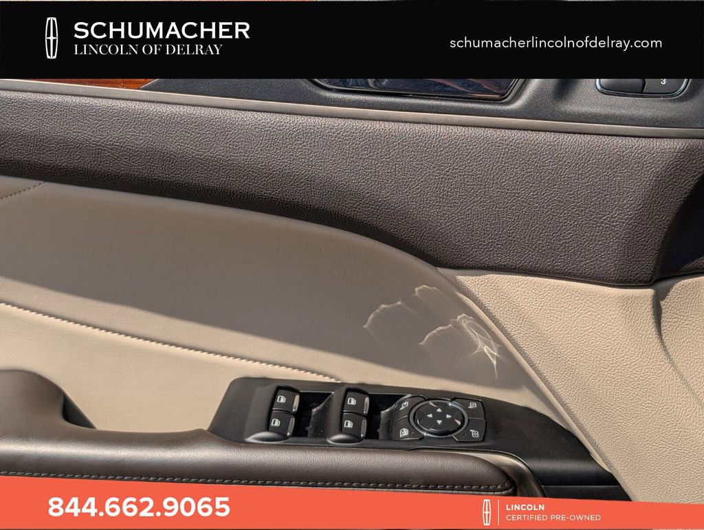 Used 2019 Lincoln MKC Select w/ Select Plus Package FWD image 26
