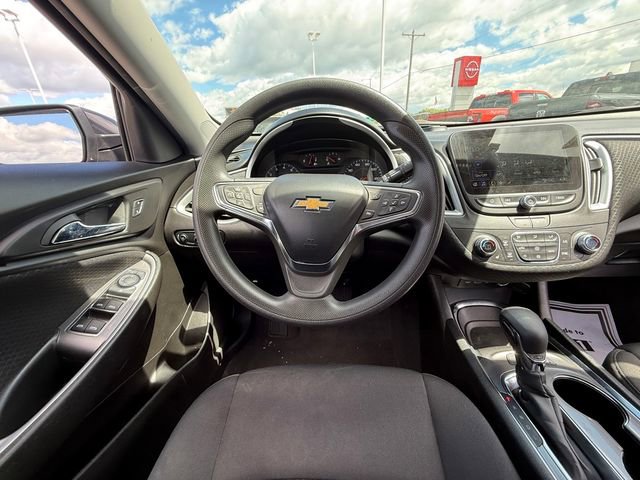 Used 2023 Chevrolet Malibu LT FWD image 8