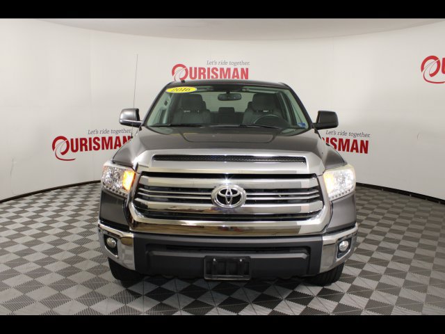 Used 2016 Toyota Tundra SR5 w/ TRD Off Road Package AWD/4WD image 10