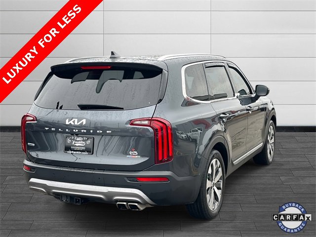 Used 2022 Kia Telluride EX w/ EX Premium Package image 3