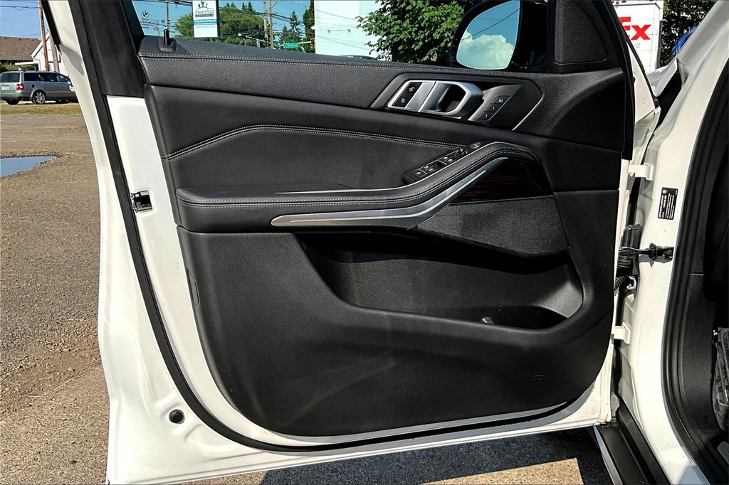 Used 2019 BMW X5 xDrive40i w/ Premium Package 2 image 20