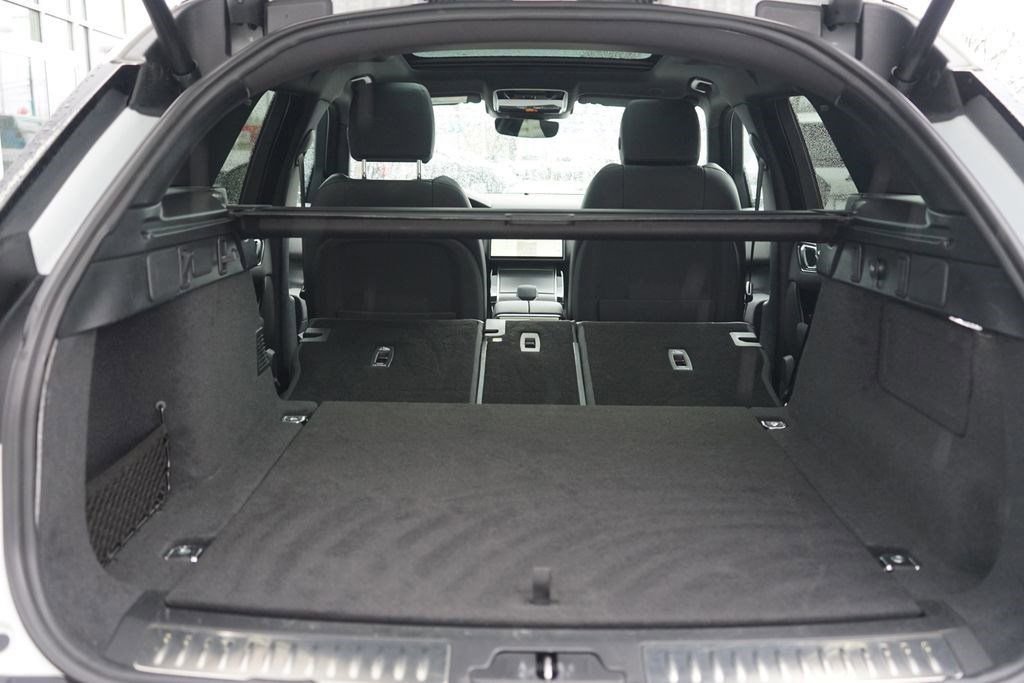 Used 2025 Land Rover Range Rover Velar Dynamic SE image 29