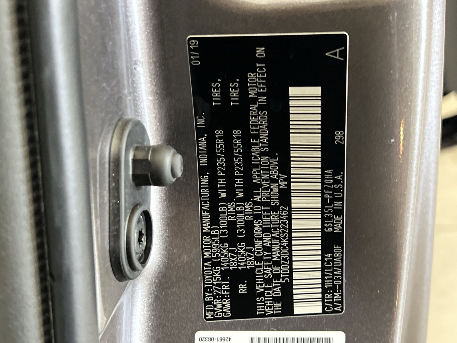Used 2019 Toyota Sienna XLE w/ XLE Navigation Package image 34