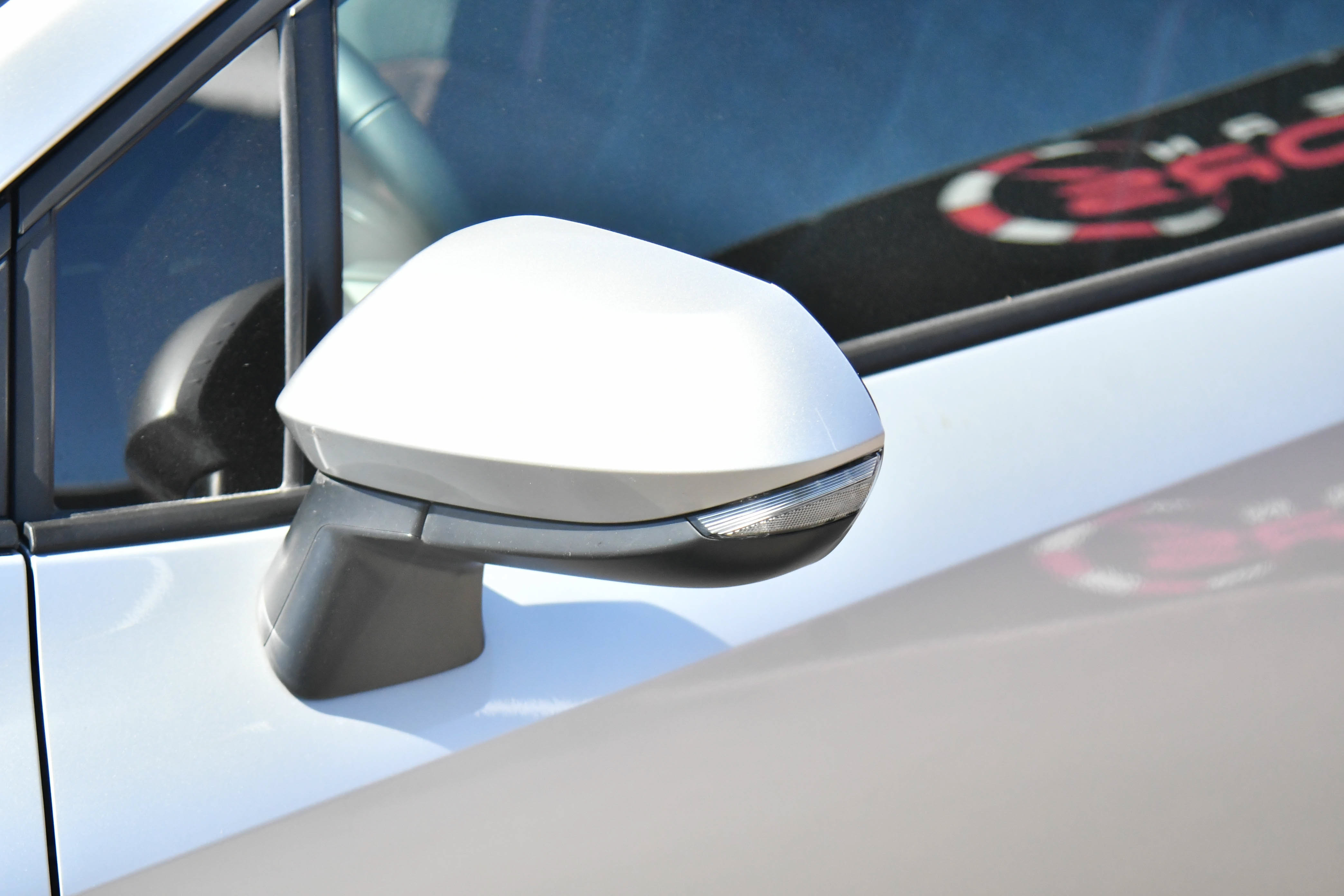 Used 2026 Toyota Corolla SE w/ SE Package FWD image 13