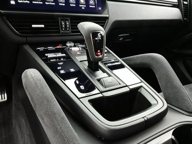Certified 2023 Porsche Cayenne Turbo GT AWD/4WD image 11