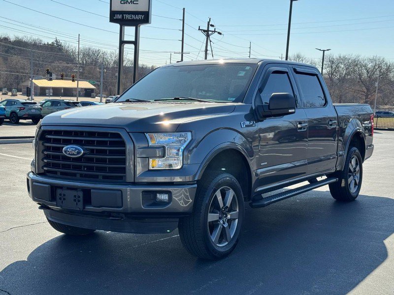 Used 2016 Ford F150 XLT w/ Equipment Group 302A Luxury image 8