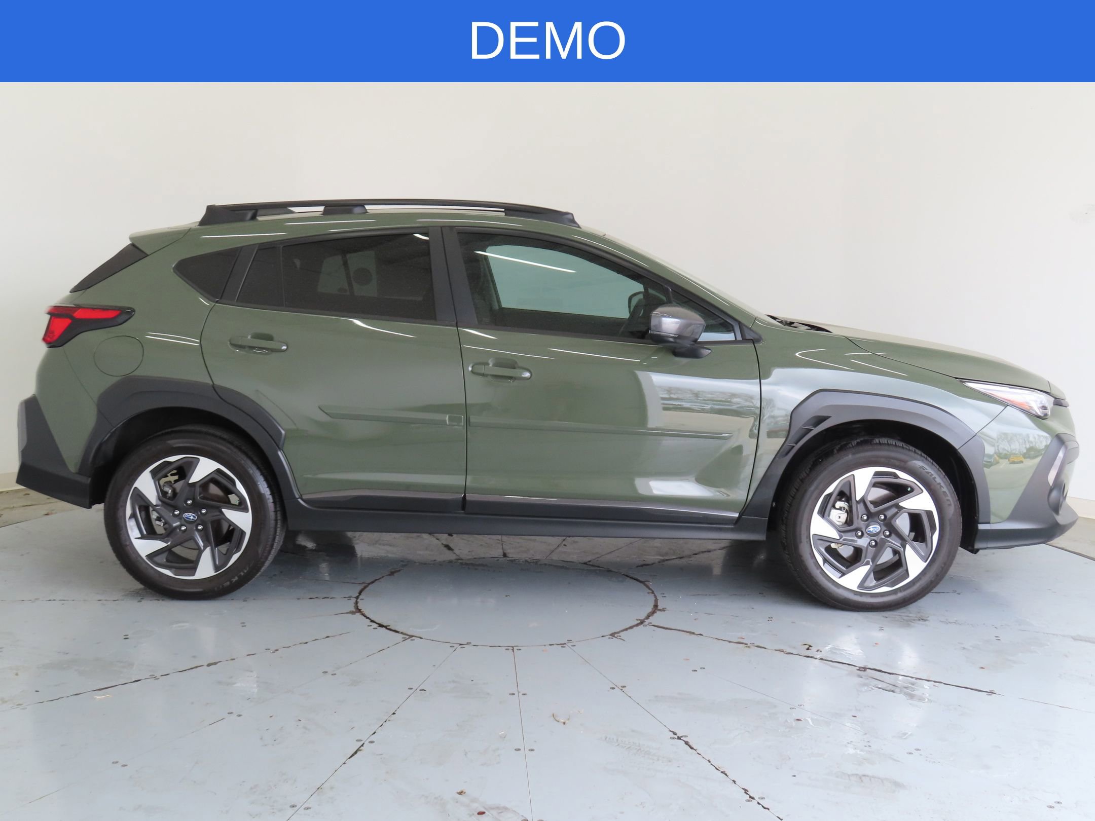 Certified 2025 Subaru Crosstrek 2.5i Limited w/ Crosstrek Mirror Package image 2